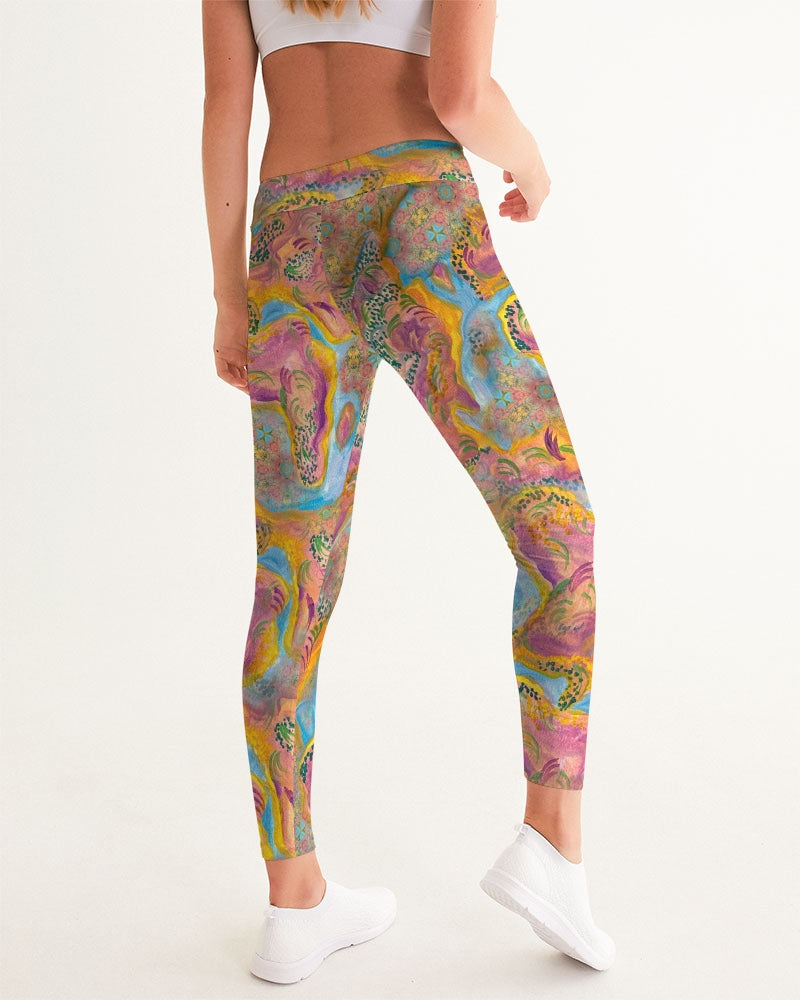 Around the world Women's All-Over Print Yoga Pants