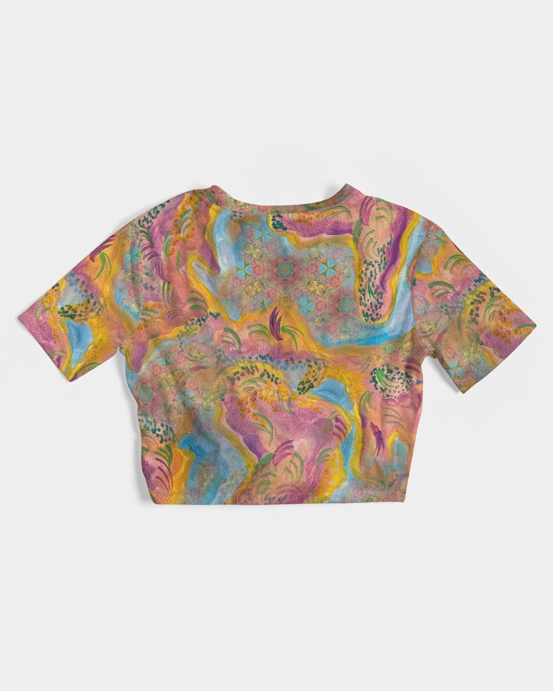 Around the world Women's All-Over Print Twist-Front Cropped Tee