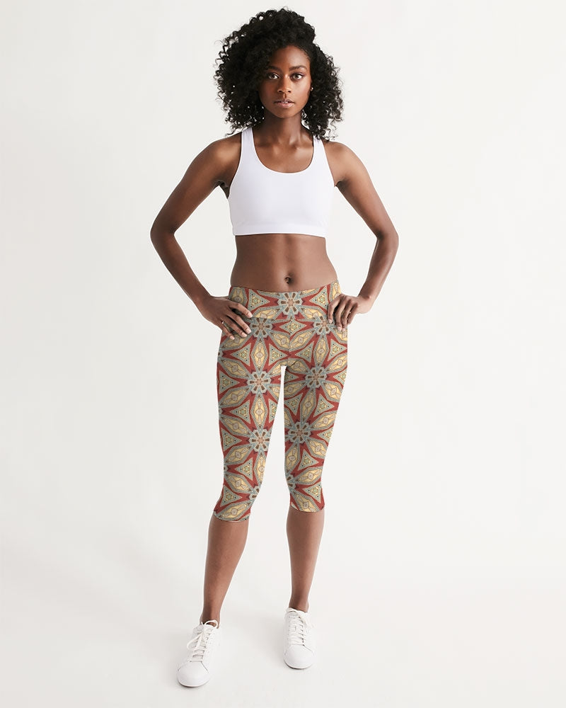 Red Geometric Stars Women's Mid-Rise Capri