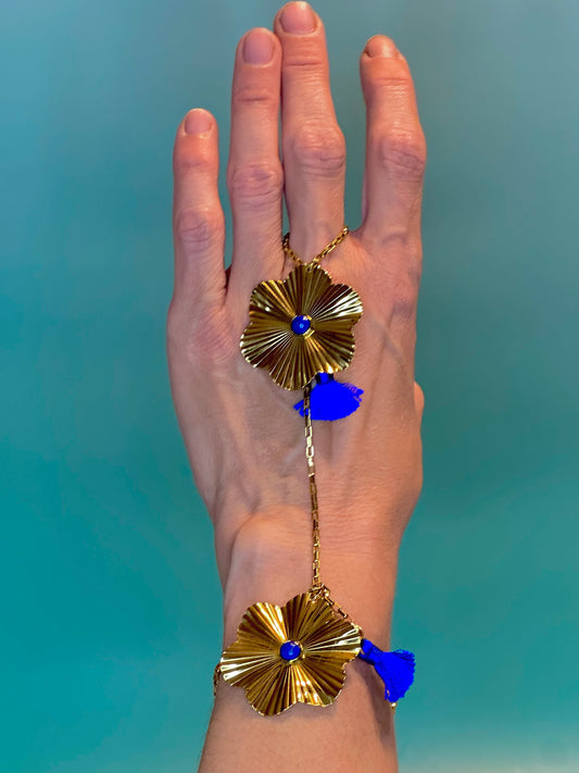 Blue Charming Hand Chain